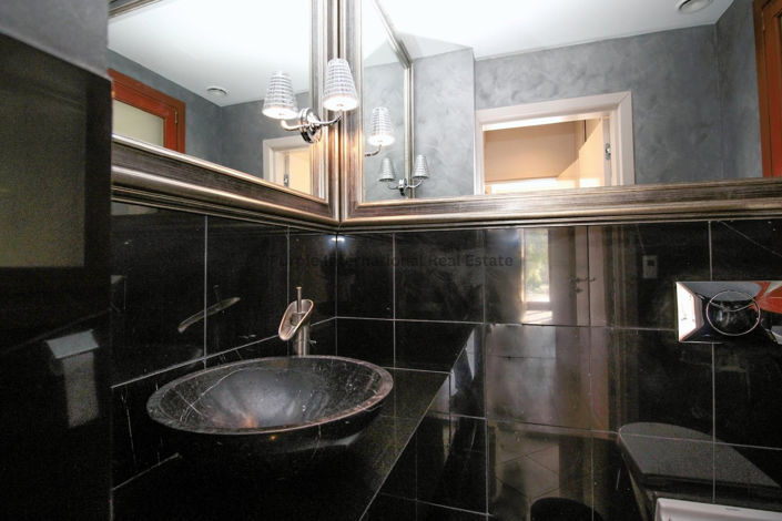 Image No.21-Villa de 6 chambres à vendre à Aphrodite Hills