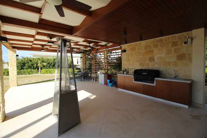 Image No.4-Villa de 6 chambres à vendre à Aphrodite Hills