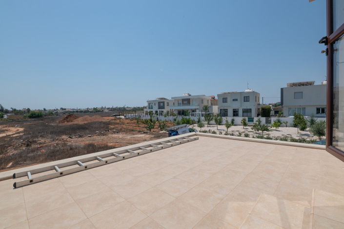 Image No.15-4 Bed Villa for sale