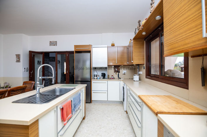 Image No.10-3 Bed Villa for sale