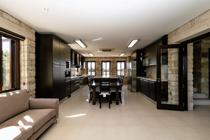 Image No.11-Villa de 6 chambres à vendre à Pervolia