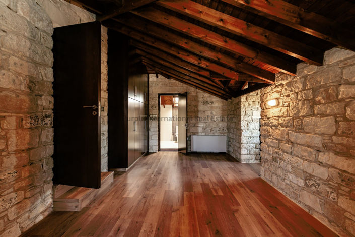 Image No.37-Villa de 6 chambres à vendre à Pervolia