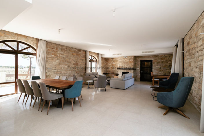 Image No.5-Villa de 6 chambres à vendre à Pervolia