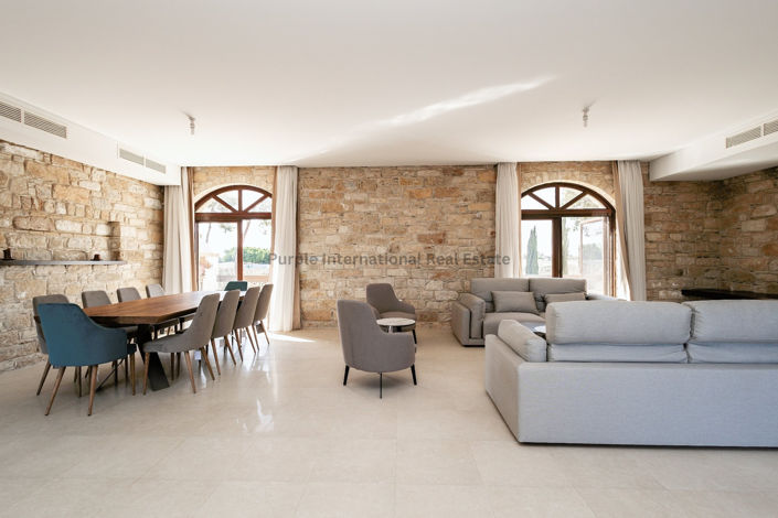 Image No.9-Villa de 6 chambres à vendre à Pervolia