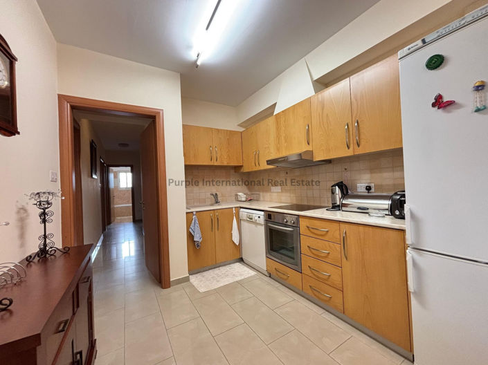 Image No.2-Appartement de 3 chambres à vendre à Mesa Geitonia