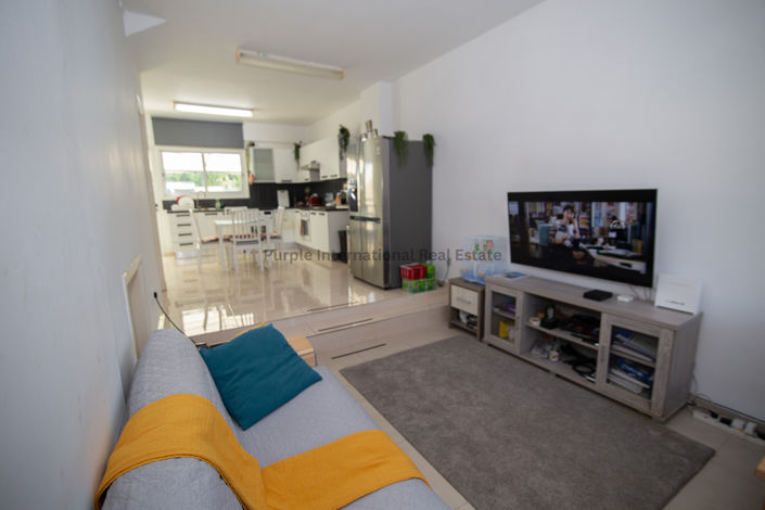 Image No.2-2 Bed Townhouse for sale