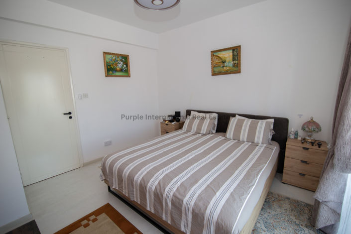 Image No.20-2 Bed Townhouse for sale