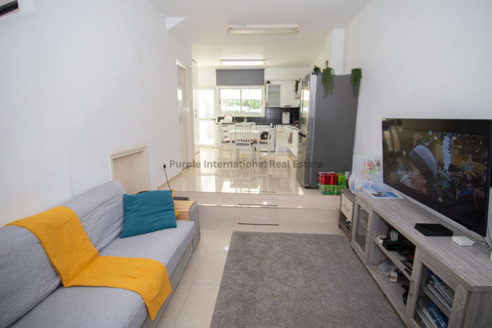 Image No.8-2 Bed Townhouse for sale