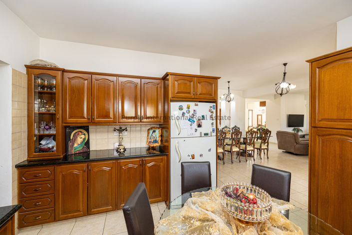 Image No.21-Villa de 4 chambres à vendre à Kiti