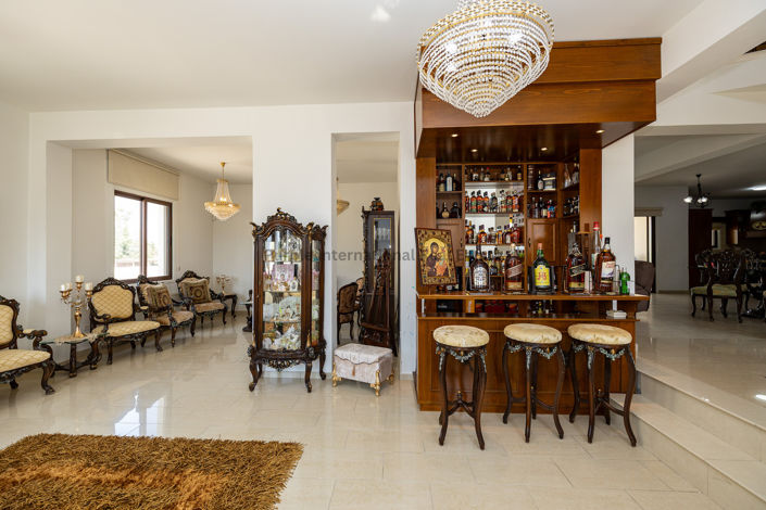 Image No.6-Villa de 4 chambres à vendre à Kiti