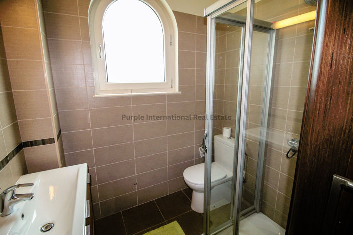 Image No.24-Villa de 6 chambres à vendre à Universal