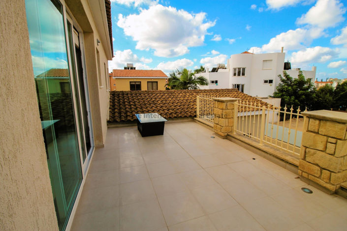 Image No.35-Villa de 6 chambres à vendre à Universal