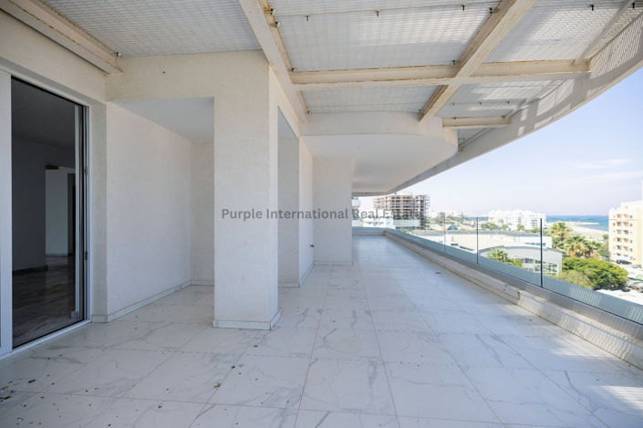 Image No.22-Appartement de 4 chambres à vendre à Mckenzie