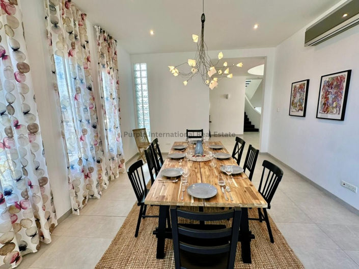 Image No.17-Villa de 5 chambres à vendre à Aradippou