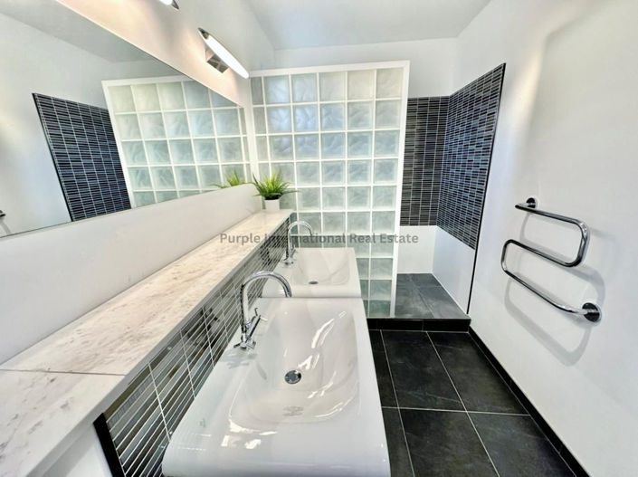 Image No.23-Villa de 5 chambres à vendre à Aradippou