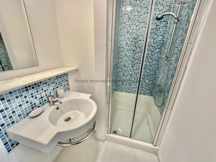 Image No.32-Villa de 5 chambres à vendre à Aradippou