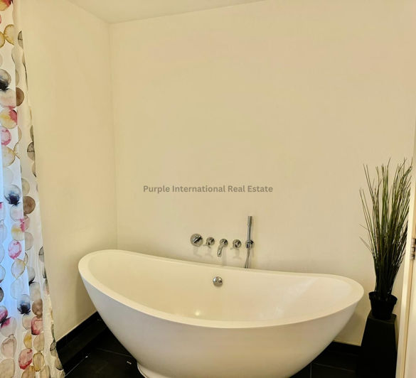 Image No.37-Villa de 5 chambres à vendre à Aradippou