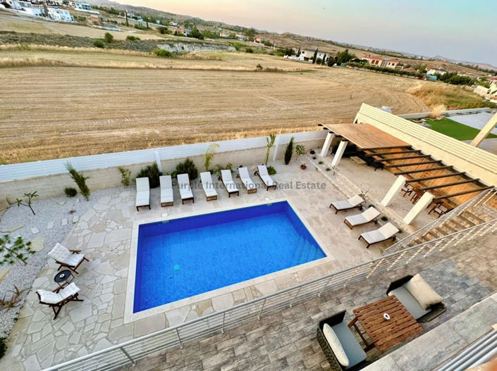 Image No.41-Villa de 5 chambres à vendre à Aradippou