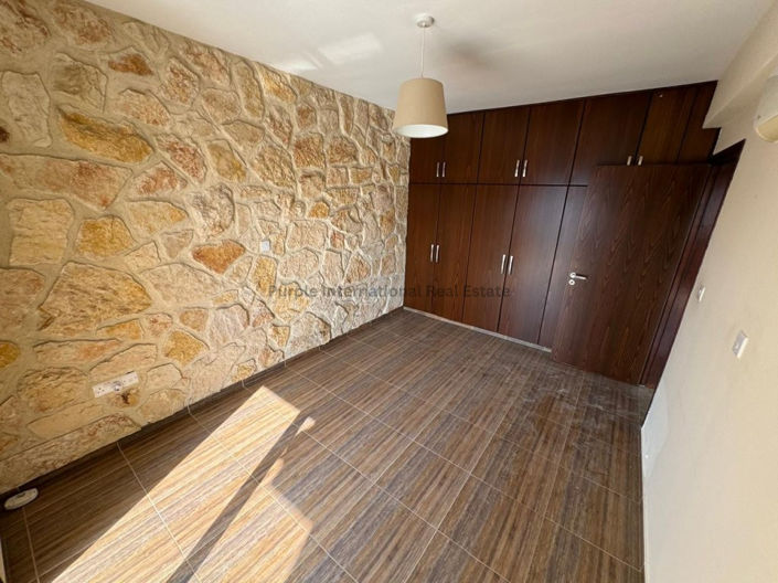 Image No.11-3 Bed Villa for sale