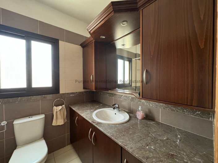 Image No.9-3 Bed Villa for sale