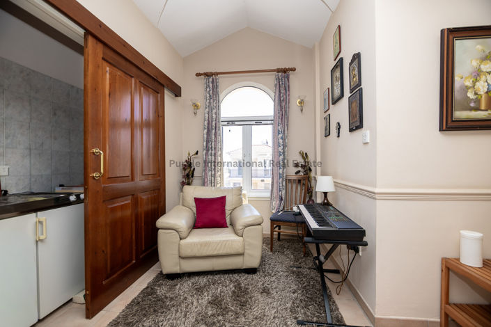 Image No.20-4 Bed Villa for sale