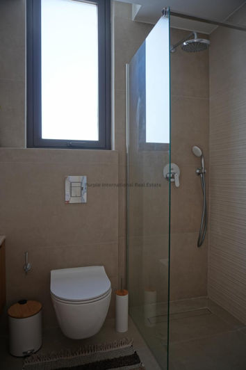 Image No.23-Villa de 5 chambres à vendre à Emba