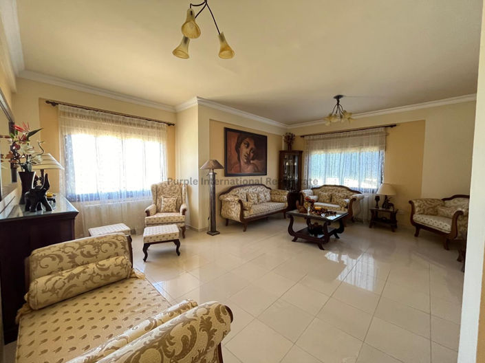 Image No.5-Villa de 5 chambres à vendre à Emba