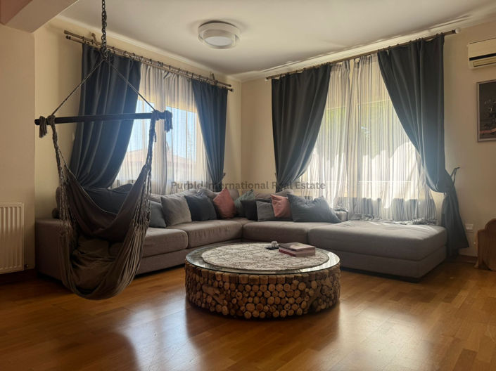 Image No.9-4 Bed Villa for sale