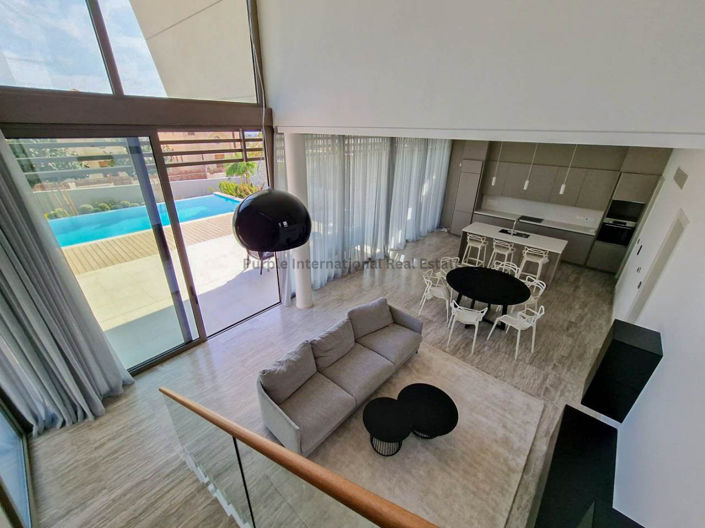 Image No.6-Villa de 3 chambres à vendre à Mouttagiaka