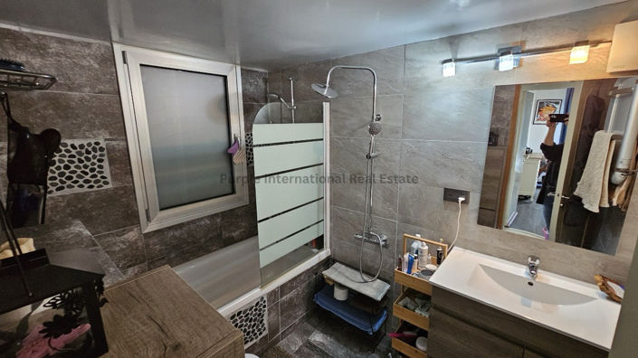 Image No.13-3 Bed Villa for sale