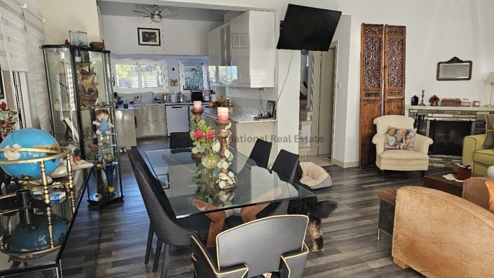 Image No.5-3 Bed Villa for sale