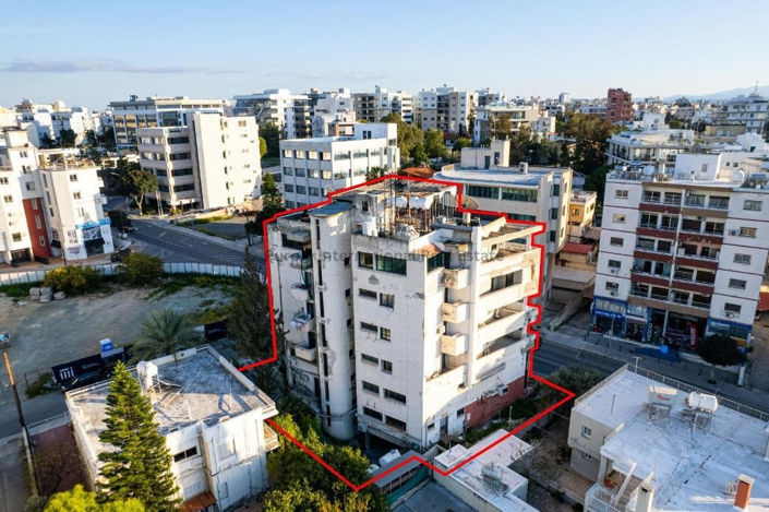 Image No.2-Commercial à vendre à Nicosie