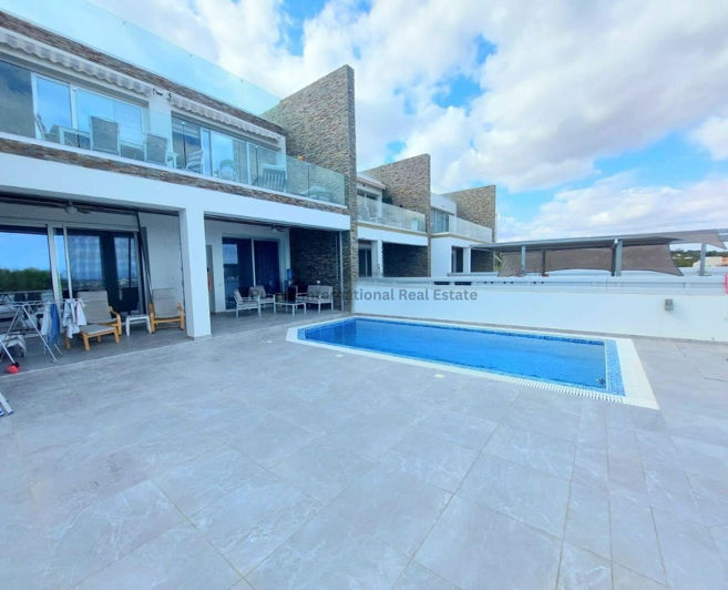 Image No.17-3 Bed Apartment for sale