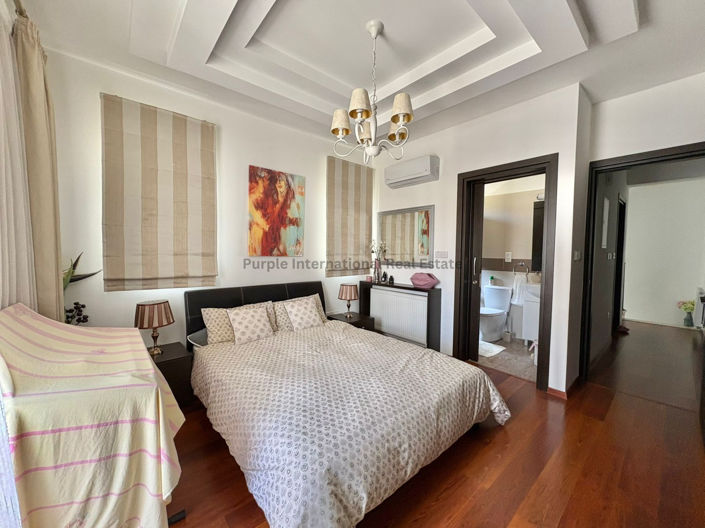 Image No.14-3 Bed Villa for sale