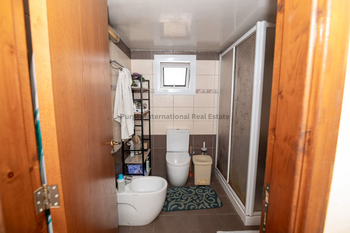 Image No.12-4 Bed Bungalow for sale