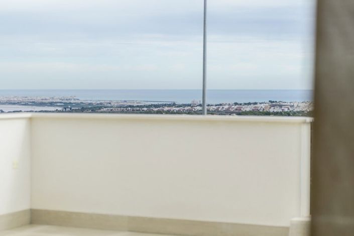 Image No.3-Villa de 3 chambres à vendre à San Miguel de Salinas