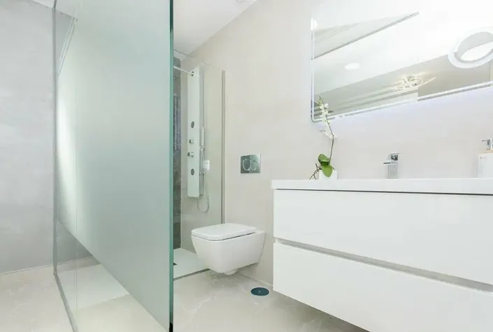 Image No.16-2 Bed Apartment for sale