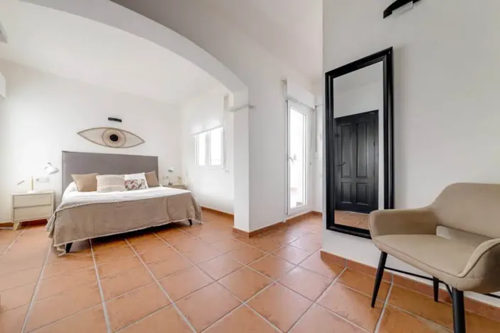 Image No.12-3 Bed Villa for sale