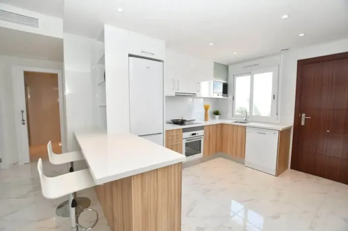 Image No.11-2 Bed Apartment for sale