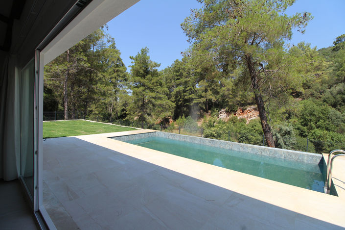 Image No.11-Maison / Villa de 4 chambres à vendre à Yesilüzümlü