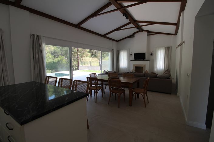 Image No.18-Maison / Villa de 4 chambres à vendre à Yesilüzümlü