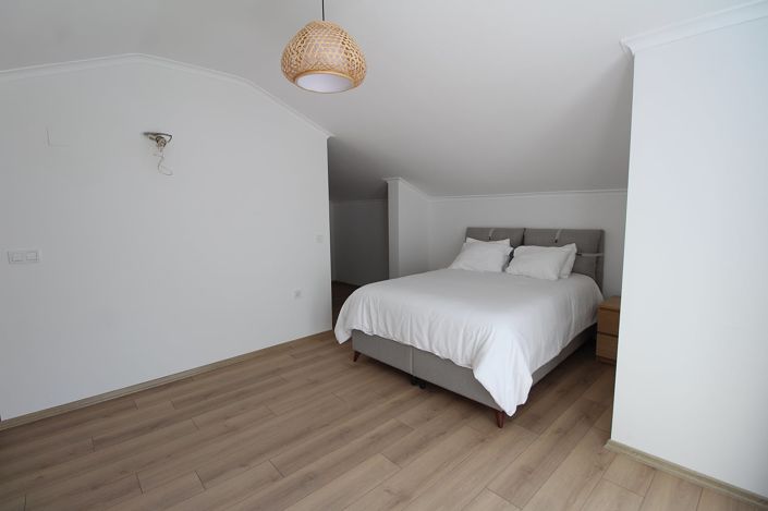 Image No.22-Maison / Villa de 4 chambres à vendre à Yesilüzümlü