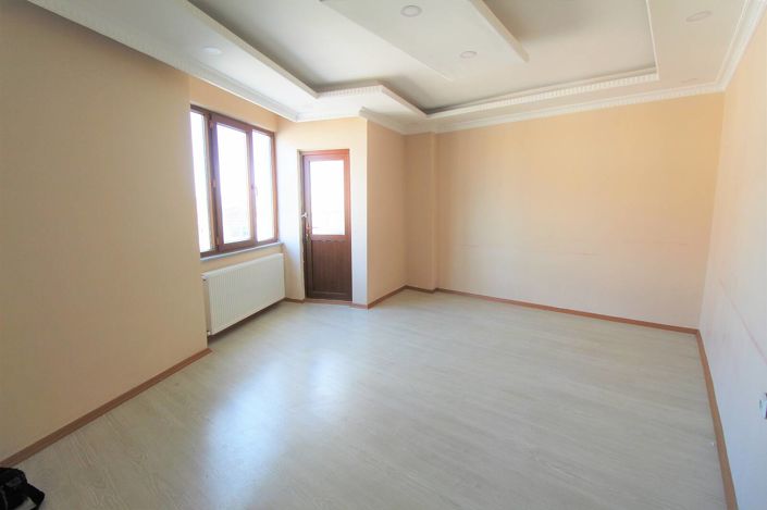 Image No.3-5 Bed Apartment for sale