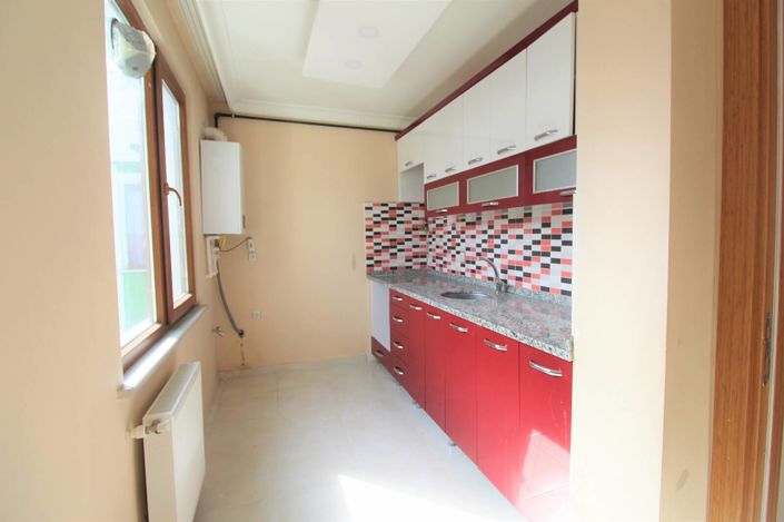 Image No.8-5 Bed Apartment for sale