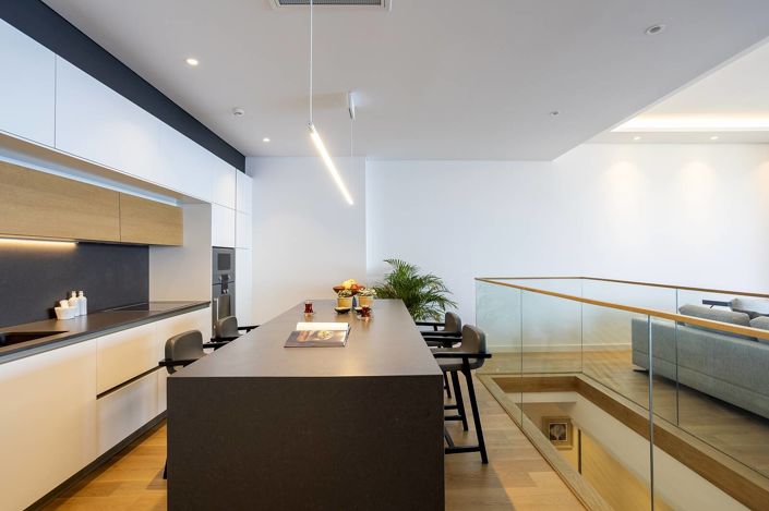 Image No.25-3 Bed Apartment for sale