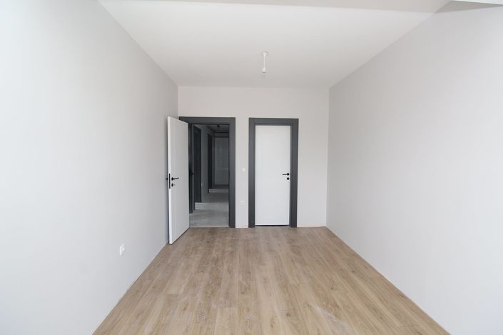 Image No.15-2 Bed Apartment for sale