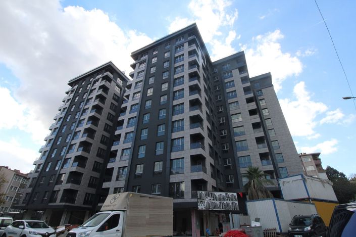 Image No.2-5 Bed Apartment for sale