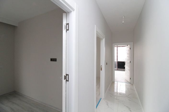 Image No.18-5 Bed Apartment for sale