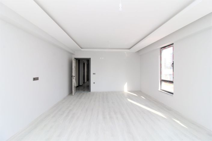 Image No.16-4 Bed Apartment for sale