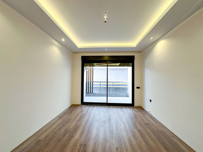 Image No.26-2 Bed Apartment for sale